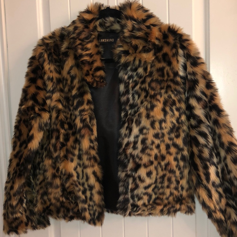 Fun faux Leopard Coat- great for fall